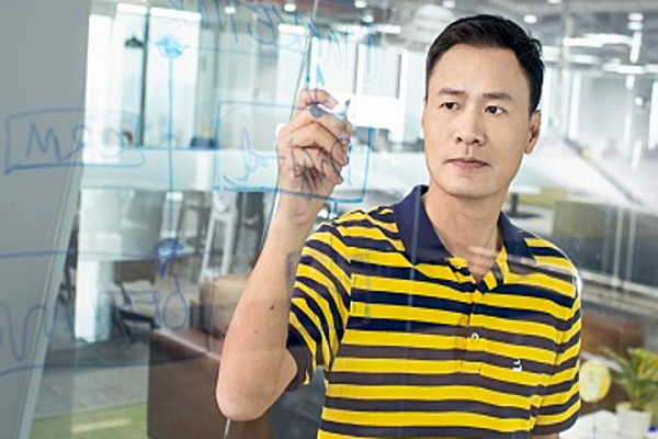 Chân dung CEO các ứng dụng gọi xe tại Việt Nam - Ảnh 3. Chân dung CEO các ứng dụng gọi xe tại Việt Nam - Ảnh 3.