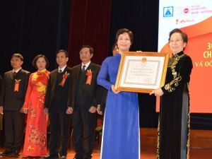 0_truong-thpt-chuyen-ha-noi-amsterdam-ky-niem-30-nam.jpg